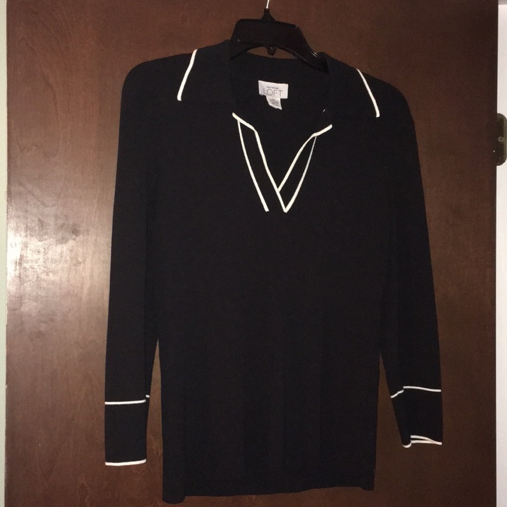 Ann Taylor LOFT v-neck sweater